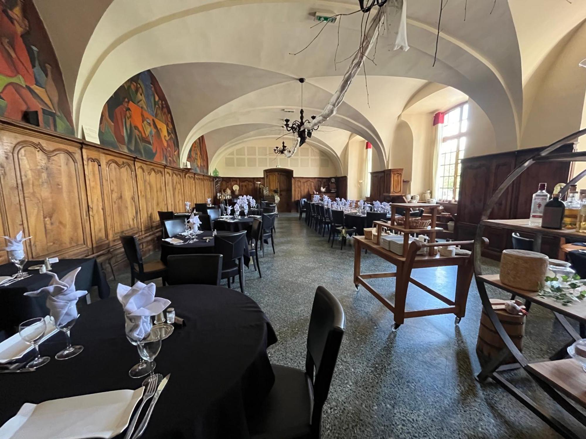 Logis Hotel Ancien Grand Seminaire Сен-Флур Экстерьер фото