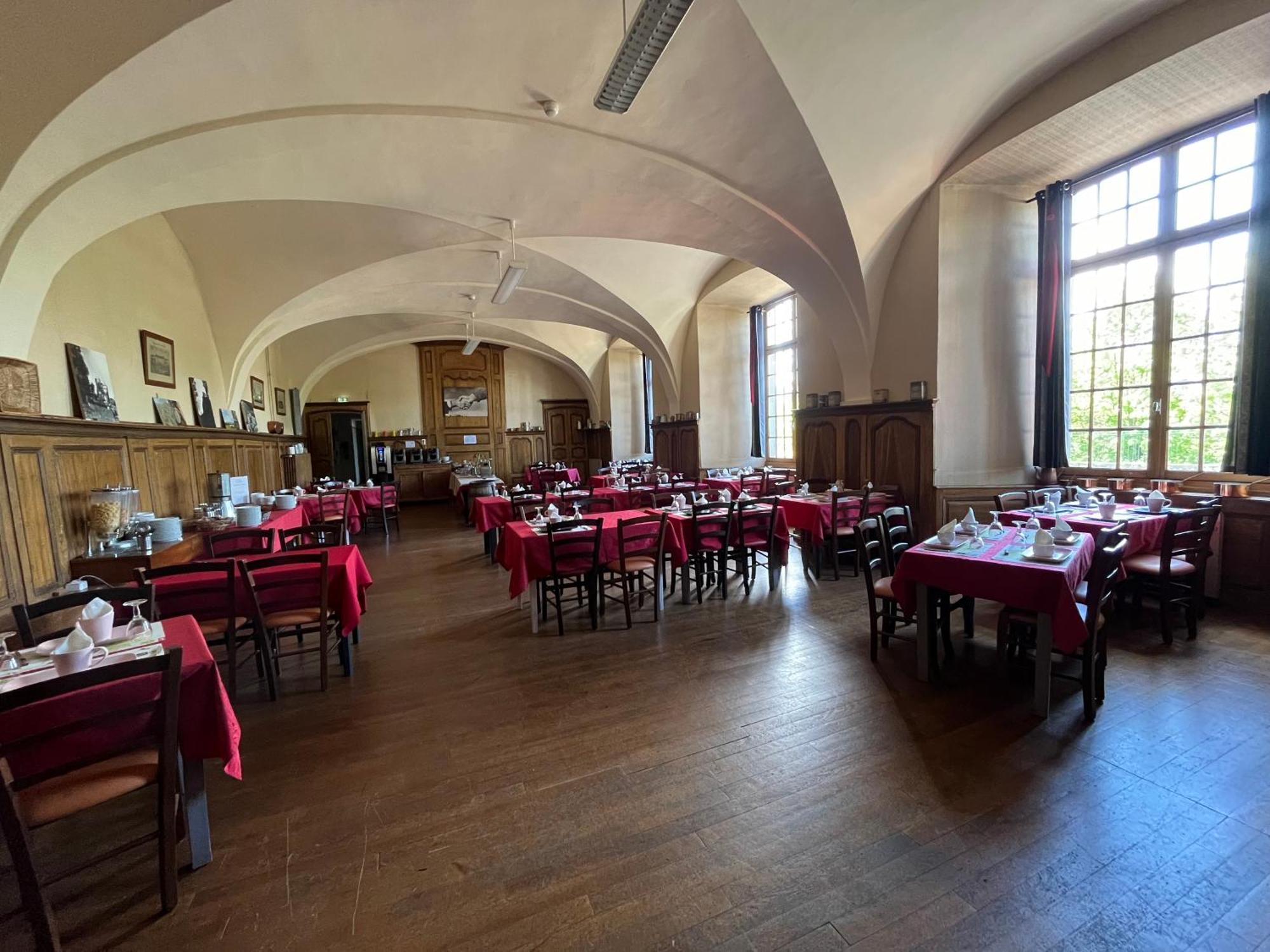 Logis Hotel Ancien Grand Seminaire Сен-Флур Экстерьер фото